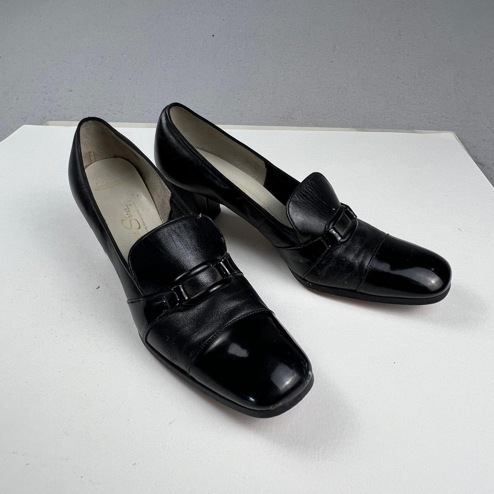 Red Cross Shoes Pumps Womens 7.5 Black Leather Patent Cap Toe Block Heel Vintage